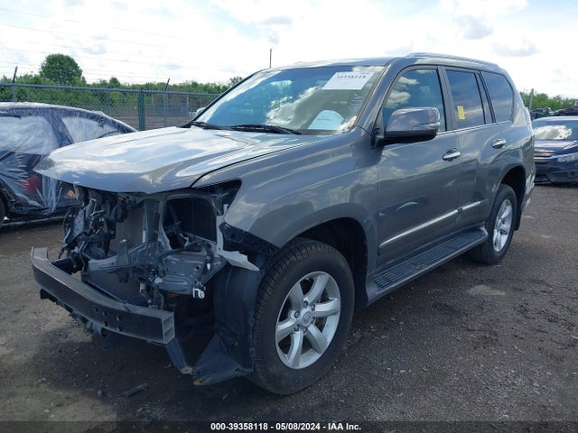Lexus 460 2014 JTJBM7FX4E5084339 Image 2