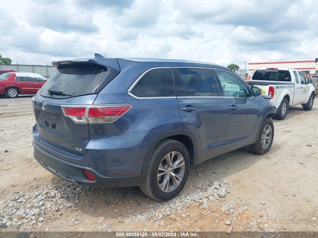 Toyota Highlander Xle V6 2015 5TDKKRFH5FS063914 Image 4