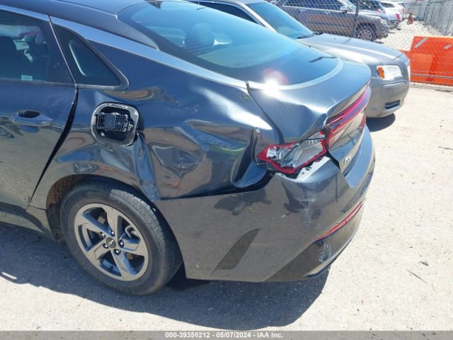 5XXG14J20NG138369 KIA K5 LXS