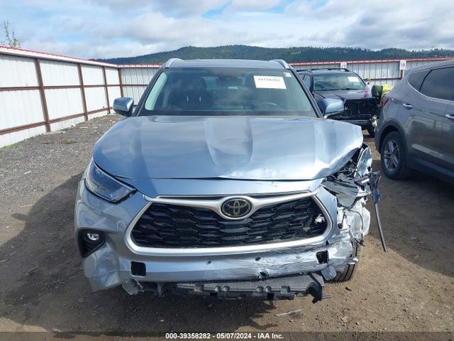 Toyota Highlander Xle 2023 5TDKDRBH1PS517366 Image 13