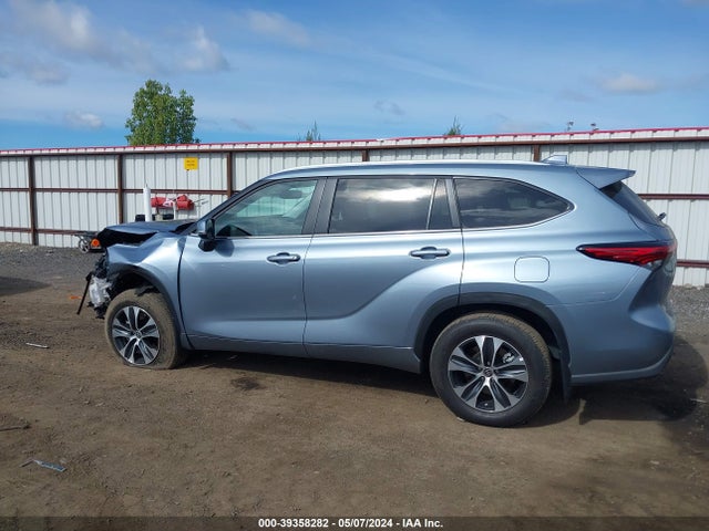 Toyota Highlander Xle 2023 5TDKDRBH1PS517366 Image 15
