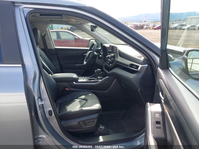 Toyota Highlander Xle 2023 5TDKDRBH1PS517366 Image 5