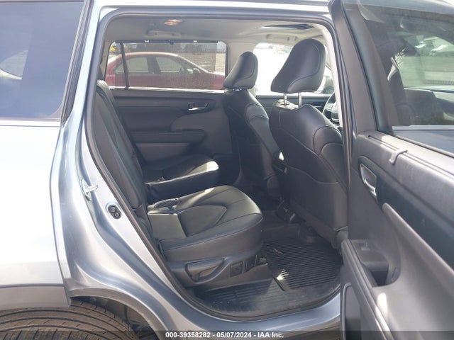 Toyota Highlander Xle 2023 5TDKDRBH1PS517366 Image 8