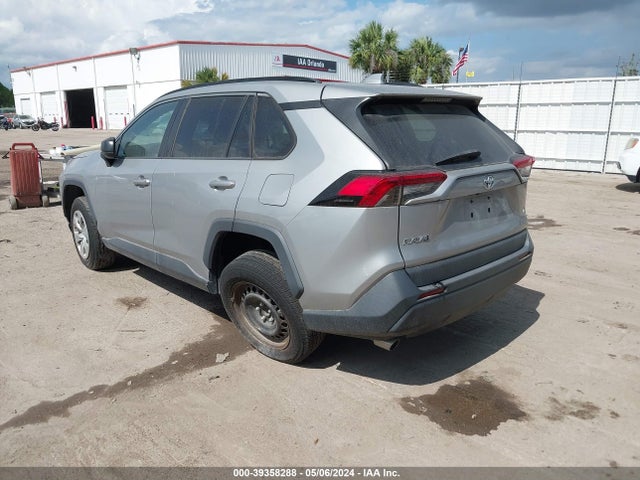 Toyota RAV4 LE 2019 2T3H1RFV0KW030959 Image 3