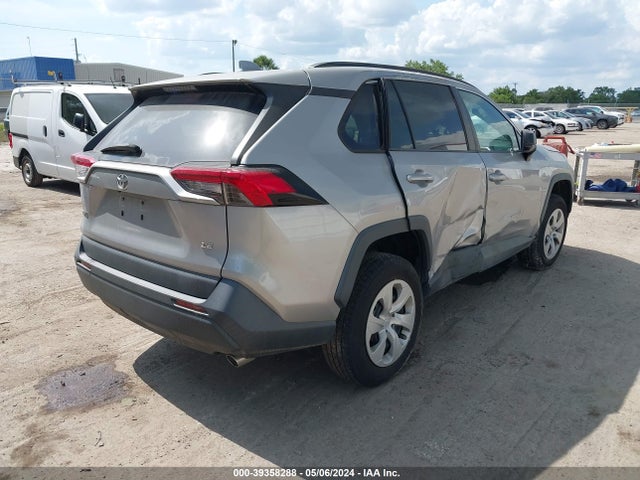 Toyota RAV4 LE 2019 2T3H1RFV0KW030959 Image 4