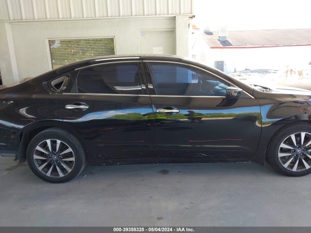 Nissan Altima 2.5 Sr 2017 1N4AL3AP5HN321903 Image 14