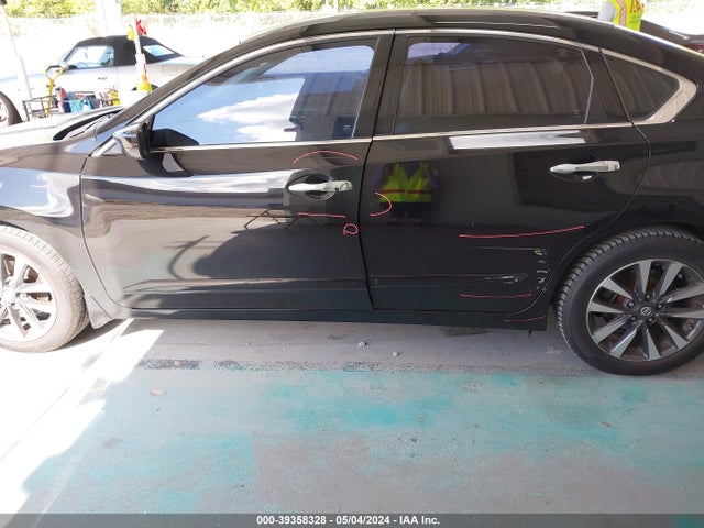 Nissan Altima 2.5 Sr 2017 1N4AL3AP5HN321903 Image 15