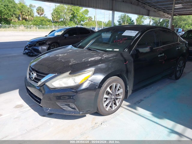 Nissan Altima 2.5 Sr 2017 1N4AL3AP5HN321903 Image 2