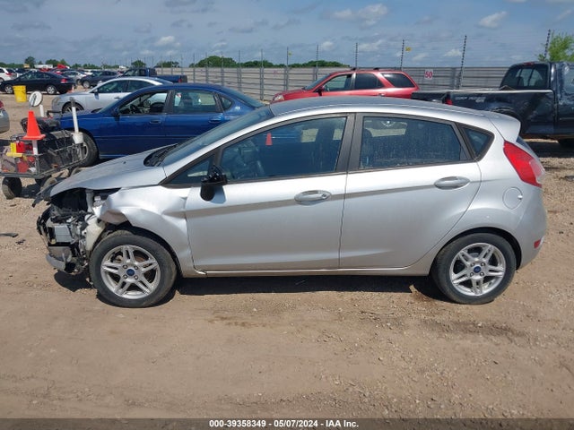 Ford FIESTA SE 2017 3FADP4EJ6HM104755 Image 14