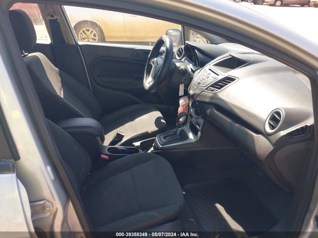 Ford FIESTA SE 2017 3FADP4EJ6HM104755 Image 5