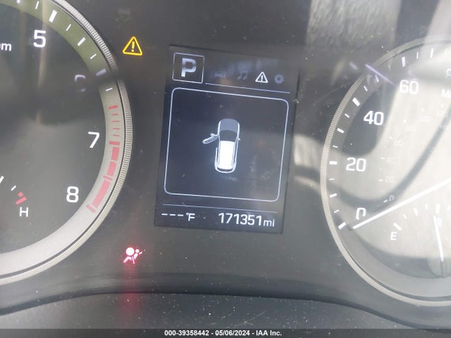 Hyundai TUCSON SEL 2018 KM8J33A40JU666487 Image 16