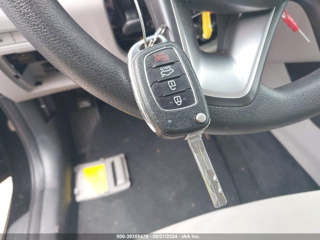 Hyundai SONATA SE 2018 5NPE24AF1JH655590 Image 11