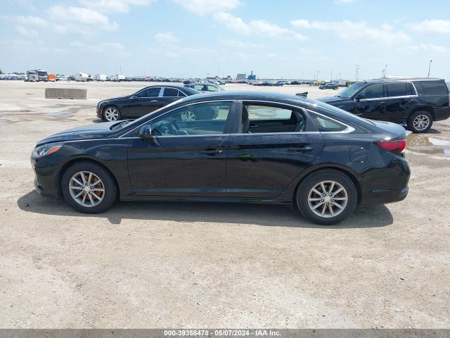 Hyundai SONATA SE 2018 5NPE24AF1JH655590 Image 14
