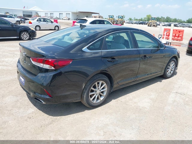 Hyundai SONATA SE 2018 5NPE24AF1JH655590 Image 4