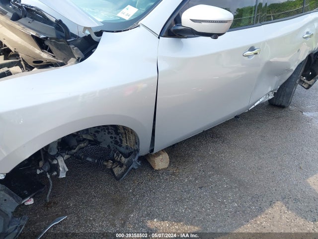 Nissan Pathfinder Sl 2017 5N1DR2MN4HC900852 Image 6