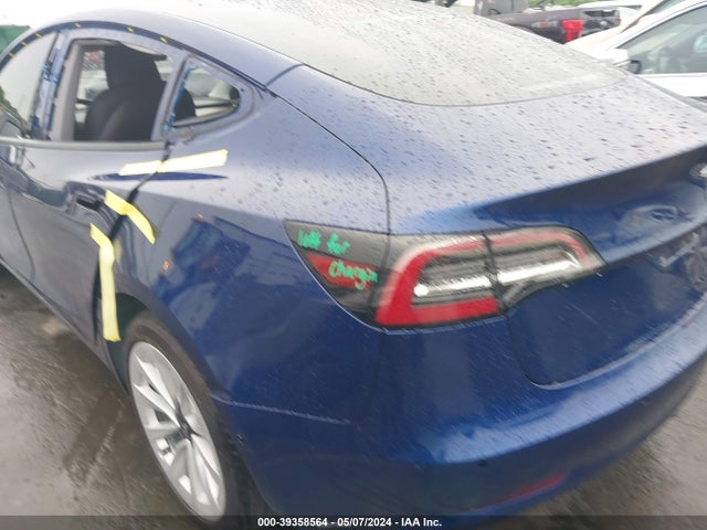 Tesla Model 3 Long Range Dual Motor All-wheel Drive 2022 5YJ3E1EB4NF256200 Image 18