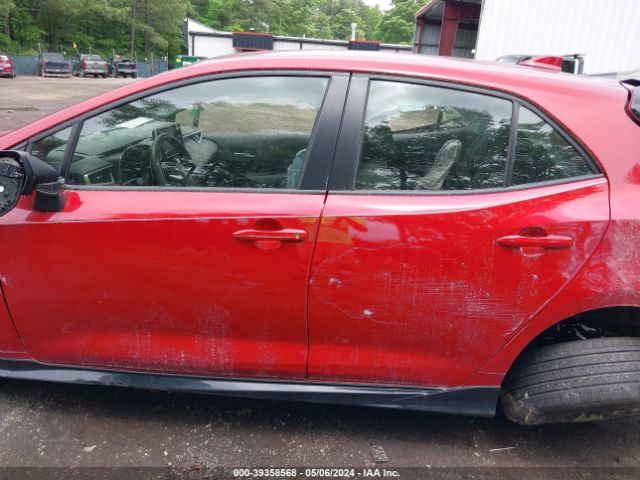 JTND4MBE6M3111108 Toyota COROLLA SE