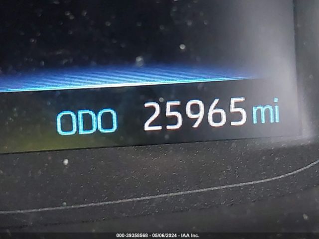 JTND4MBE6M3111108 Toyota COROLLA SE