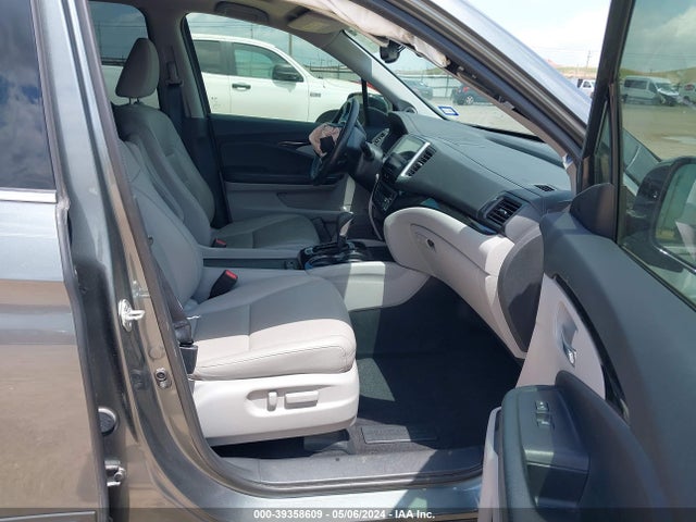 Honda Ridgeline Rtl-e 2017 5FPYK3F72HB035128 Image 5