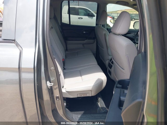 Honda Ridgeline Rtl-e 2017 5FPYK3F72HB035128 Image 8