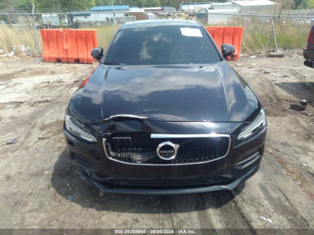 LVY982AK2JP032087 Volvo S90 T5 Momentum