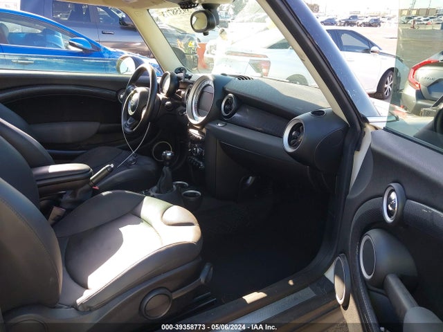 2012 MINI COOPER S CLUBMAN WMWZG3C53CTY31990 Photo 4