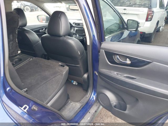 5N1AT2MT7LC717571 Nissan Rogue Sl Fwd