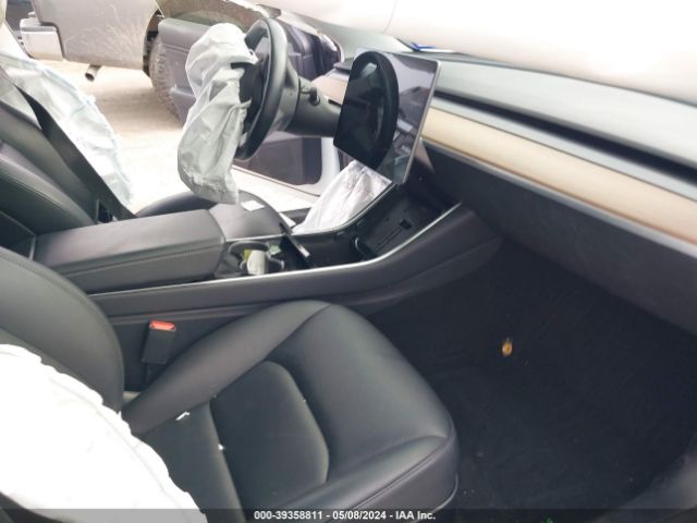5YJ3E1EB1KF365130 Tesla Model 3 Long Range/performance