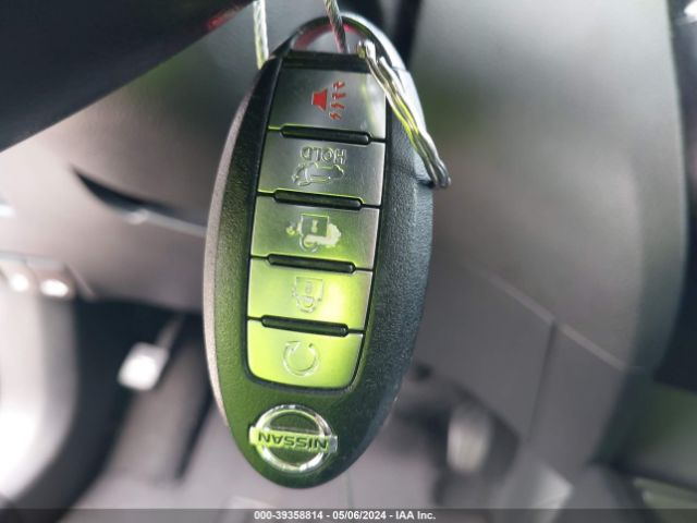 5N1AT2MT6HC856839 Nissan ROGUE SV