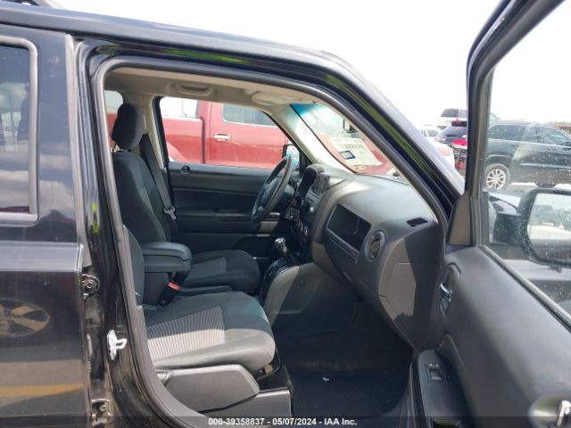 1C4NJPBA4HD150215 Jeep Patriot Sport Fwd
