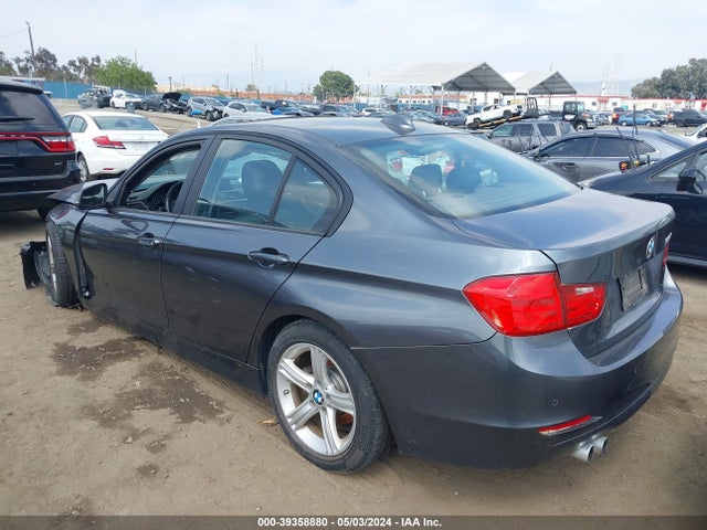 BMW 328I 2015 WBA3C1C59FK119872 Image 3