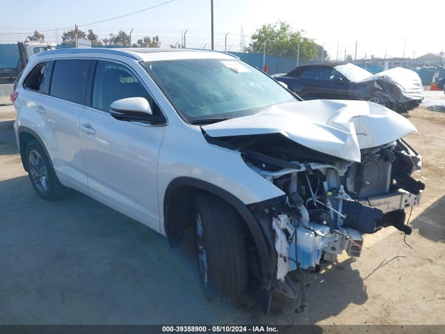 Toyota Highlander Limited Platinum 2018 5TDDZRFH6JS912817 Image 1