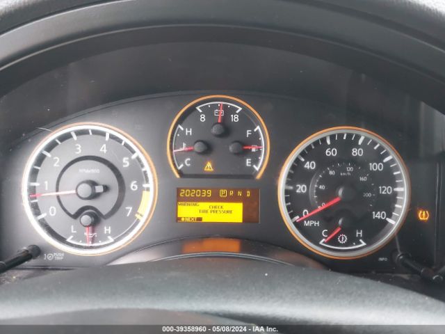 5N1BA0ND9FN619978 Nissan ARMADA SV