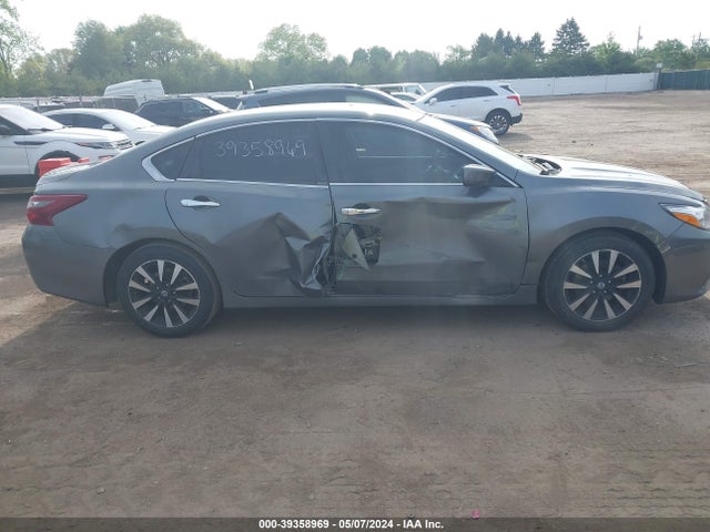 Nissan Altima 2.5 Sv 2018 1N4AL3AP6JC123199 Image 13