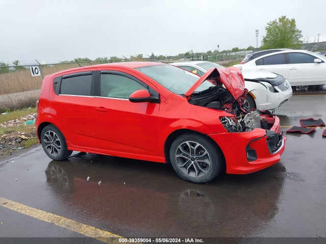 Chevrolet Sonic Lt Auto 2018 1G1JD6SH6J4102551 Image 13
