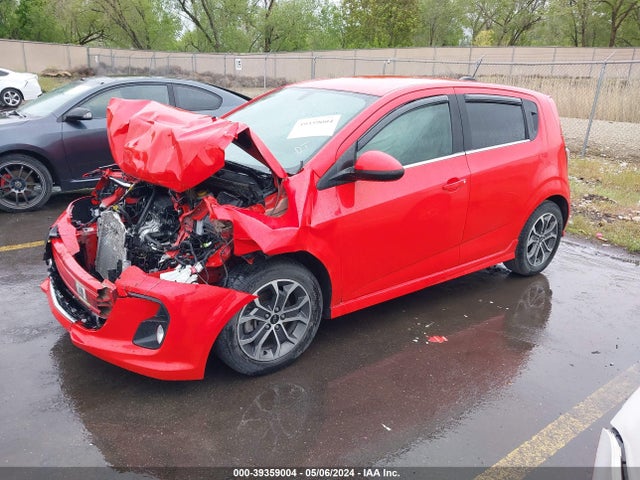 Chevrolet Sonic Lt Auto 2018 1G1JD6SH6J4102551 Image 2