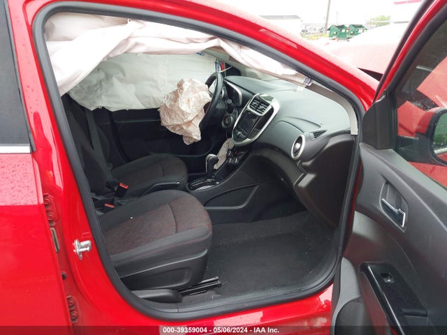 Chevrolet Sonic Lt Auto 2018 1G1JD6SH6J4102551 Image 5