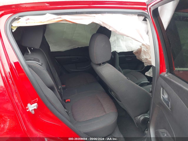 Chevrolet Sonic Lt Auto 2018 1G1JD6SH6J4102551 Image 8