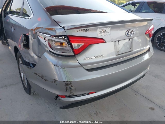 Hyundai SONATA SE 2015 5NPE24AF4FH104190 Image 12