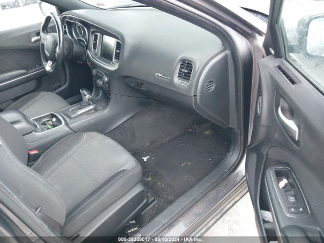 2C3CDXHGXFH862047 Dodge Charger Sxt