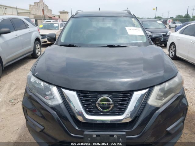 5N1AT2MT1JC831269 Nissan ROGUE SV