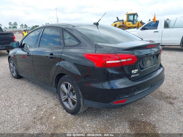 Ford FOCUS SE 2017 1FADP3FE2HL276553 Image 3