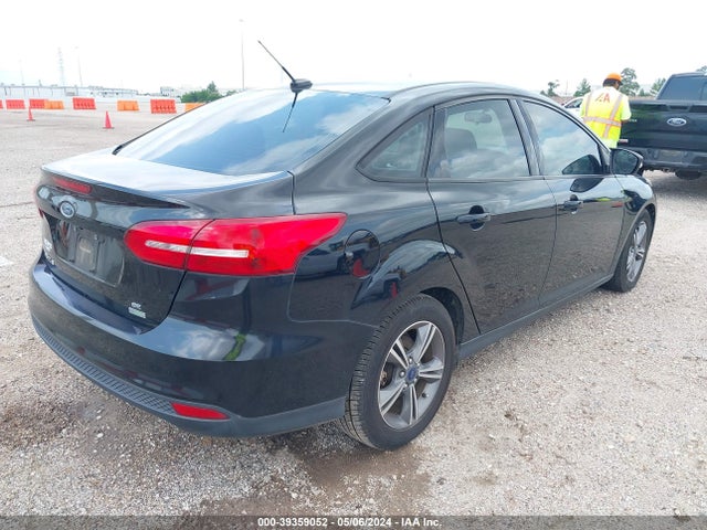 Ford FOCUS SE 2017 1FADP3FE2HL276553 Image 4