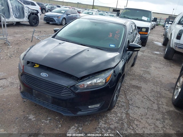 Ford FOCUS SE 2016 1FADP3KE2GL404519 Image 2