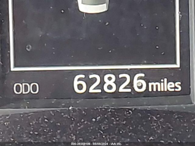 5YFBURHE2HP677182 Toyota Corolla Xle