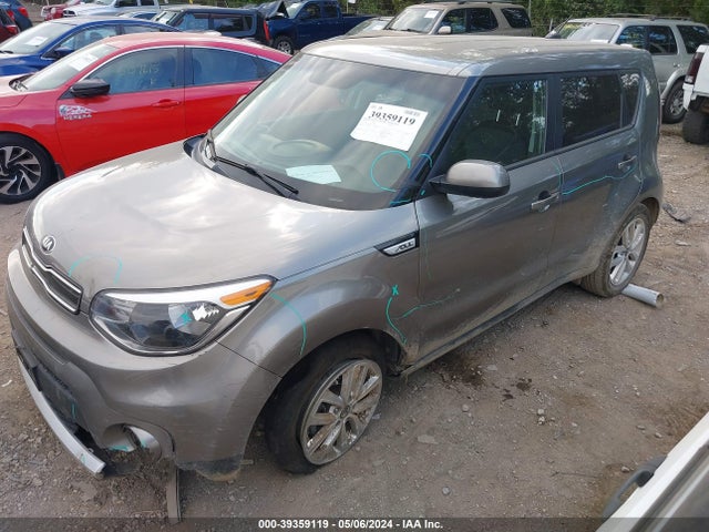 KIA SOUL + 2018 KNDJP3A54J7539452 Image 2