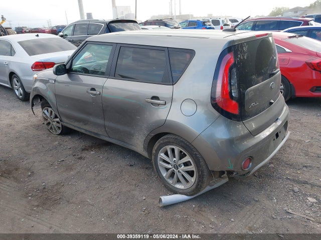 KIA SOUL + 2018 KNDJP3A54J7539452 Image 3
