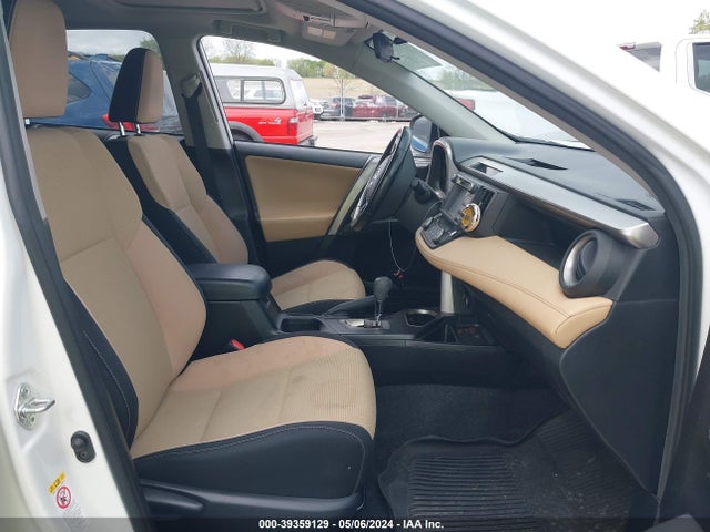 Toyota Rav4 Xle 2018 JTMRFREV6JD248214 Image 5
