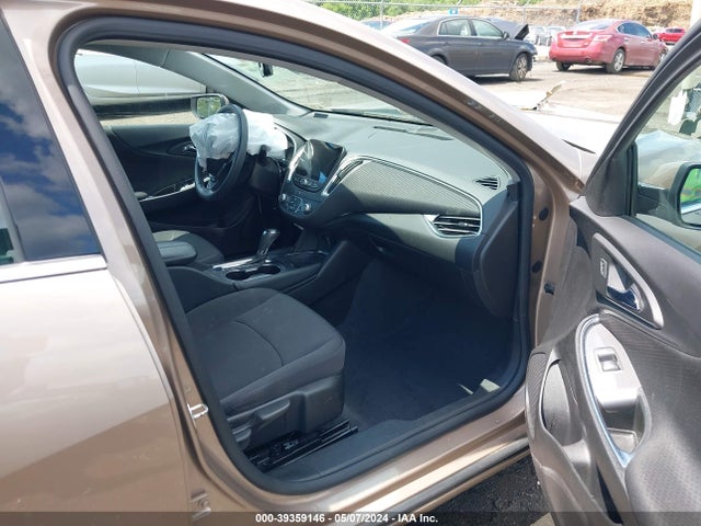 Chevrolet MALIBU LT 2018 1G1ZD5ST0JF126978 Image 5