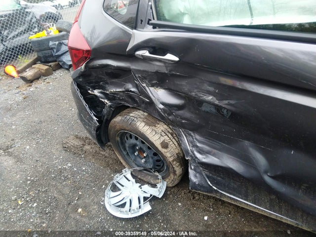 Honda FIT LX 2020 3HGGK5H41LM724750 Image 17
